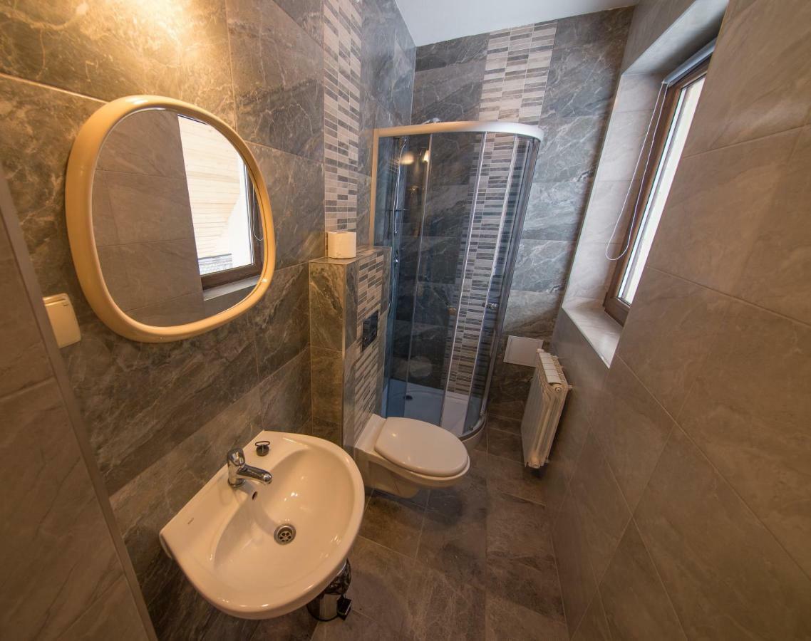 Pokoje I Apartamenty Nad Potokiem Zakopane Exterior foto